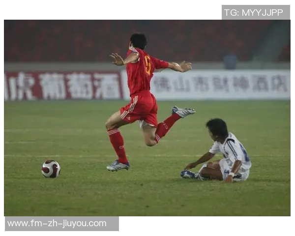 重庆足球新星李庆崭露头角引发关注未来发展备受期待